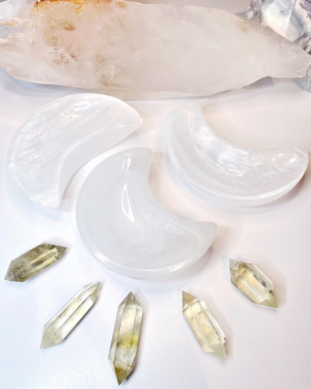 Selenite Crescent Moon Dish - Small - Baltic Mermaid