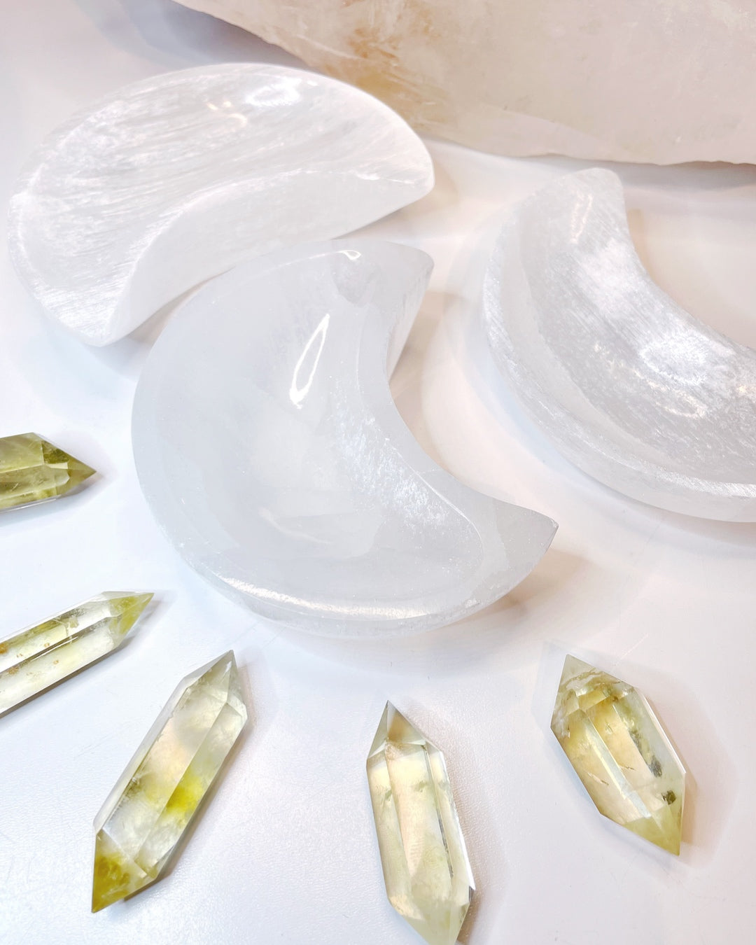 Selenite Crescent Moon Dish - Small - Baltic Mermaid