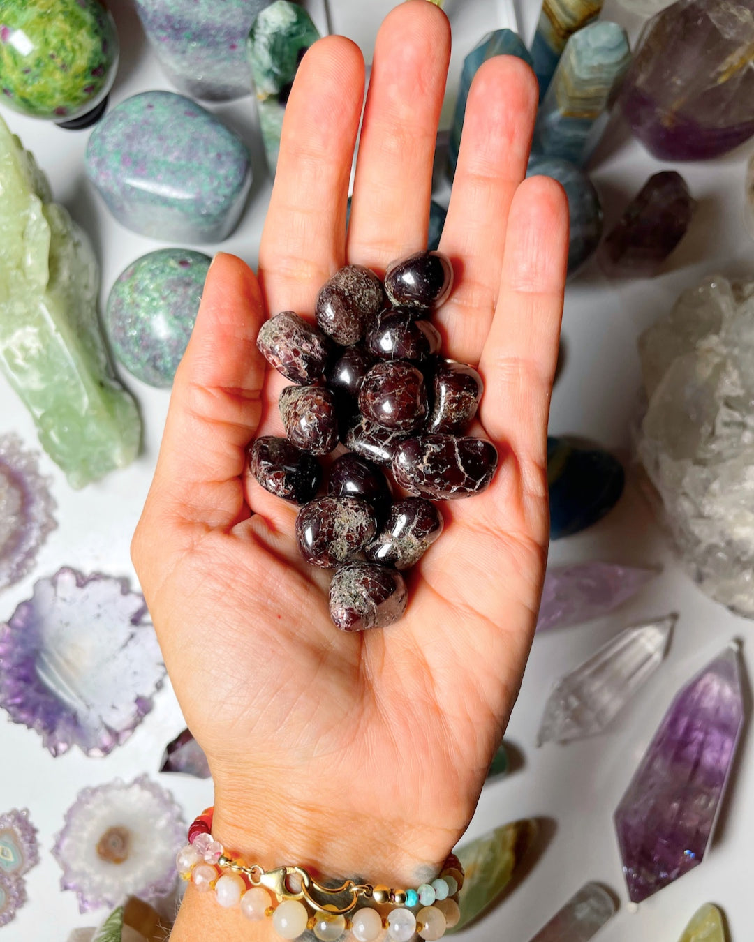 Garnet Tumbled Stones